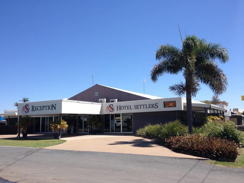 Hotel Settlers Biloela Экстерьер фото