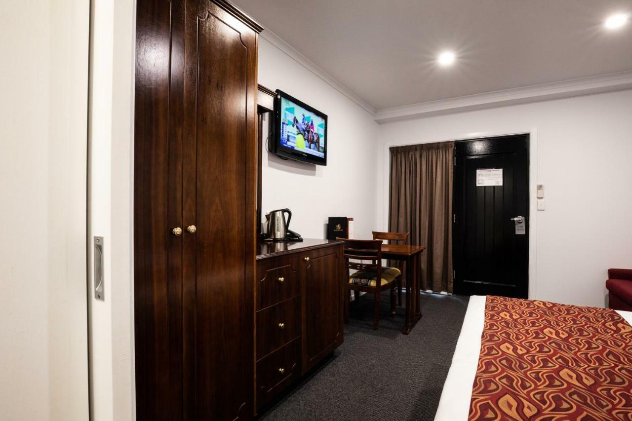 Hotel Settlers Biloela Экстерьер фото