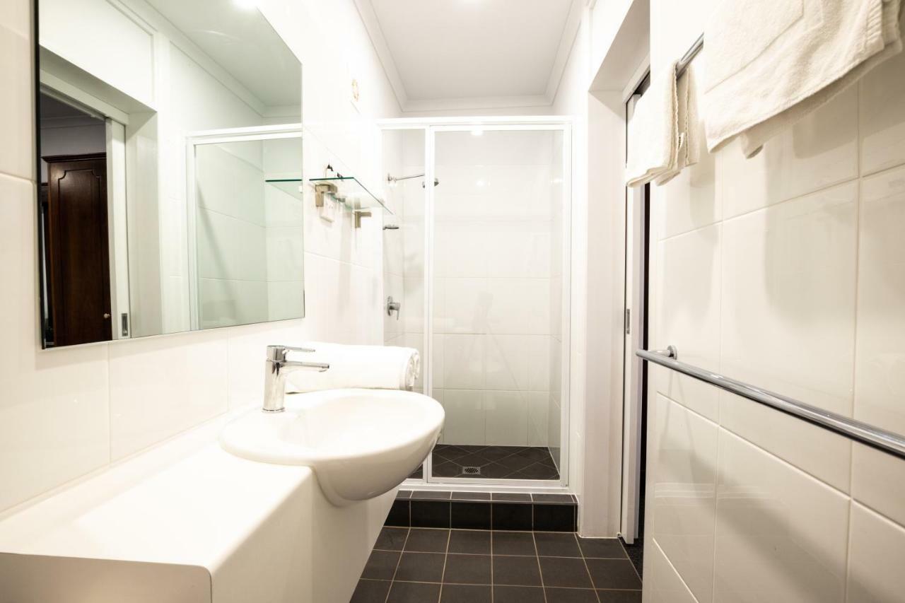 Hotel Settlers Biloela Экстерьер фото