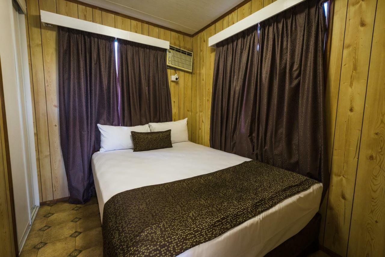 Hotel Settlers Biloela Экстерьер фото