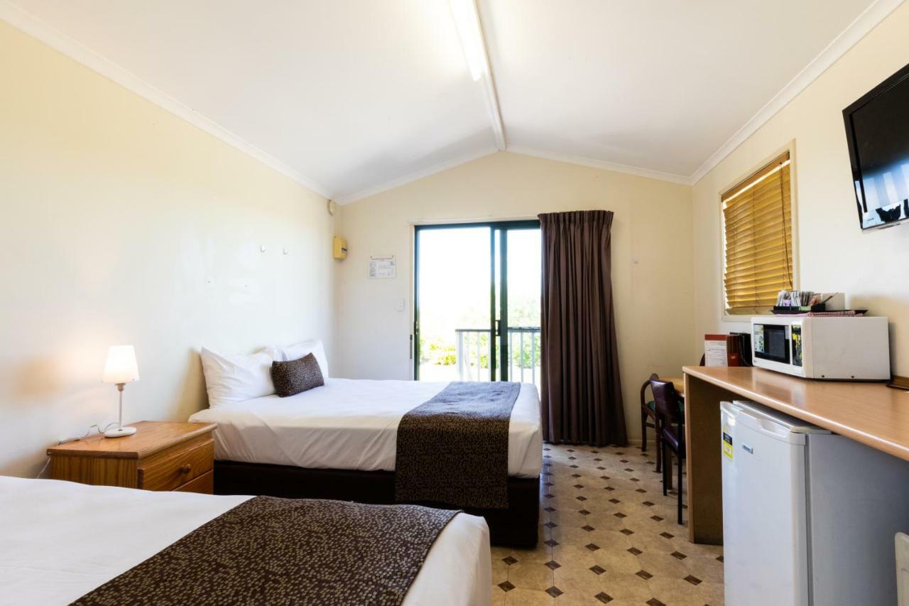 Hotel Settlers Biloela Экстерьер фото